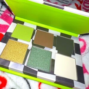 Ready Set Go Eyeshadow palette